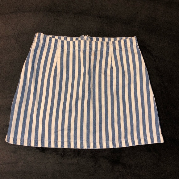 NWOT Forever 21 Striped Navy Mini Skirt - Picture 2 of 4